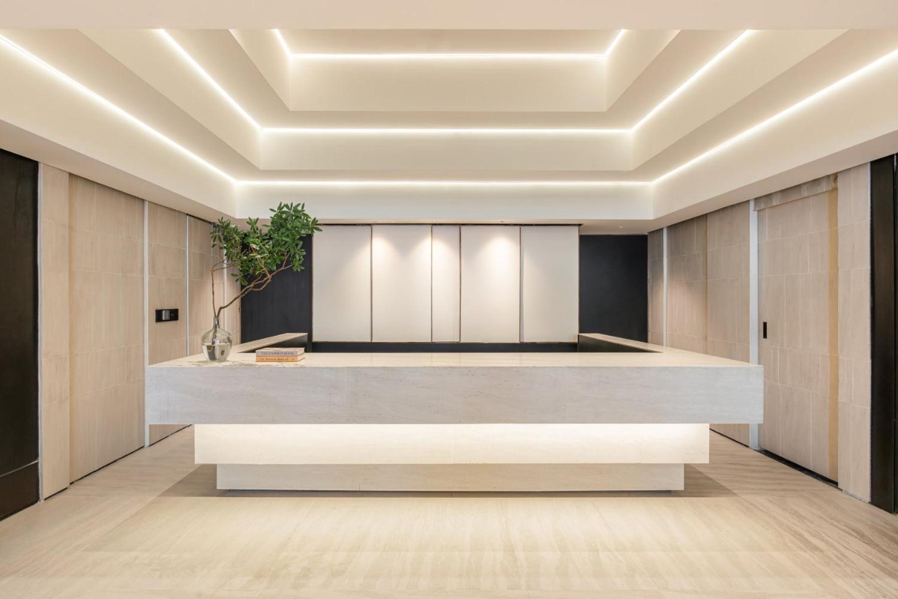 M Village Nguyen Kiem - Cosmo Airport Hotel 호치민 외부 사진